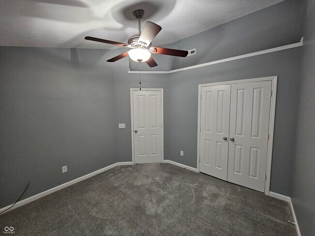 Building Photo - 9062 Sparta Dr