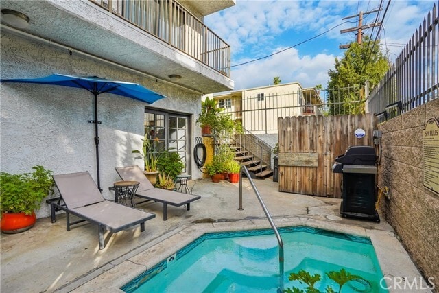 Building Photo - 11162 Camarillo St