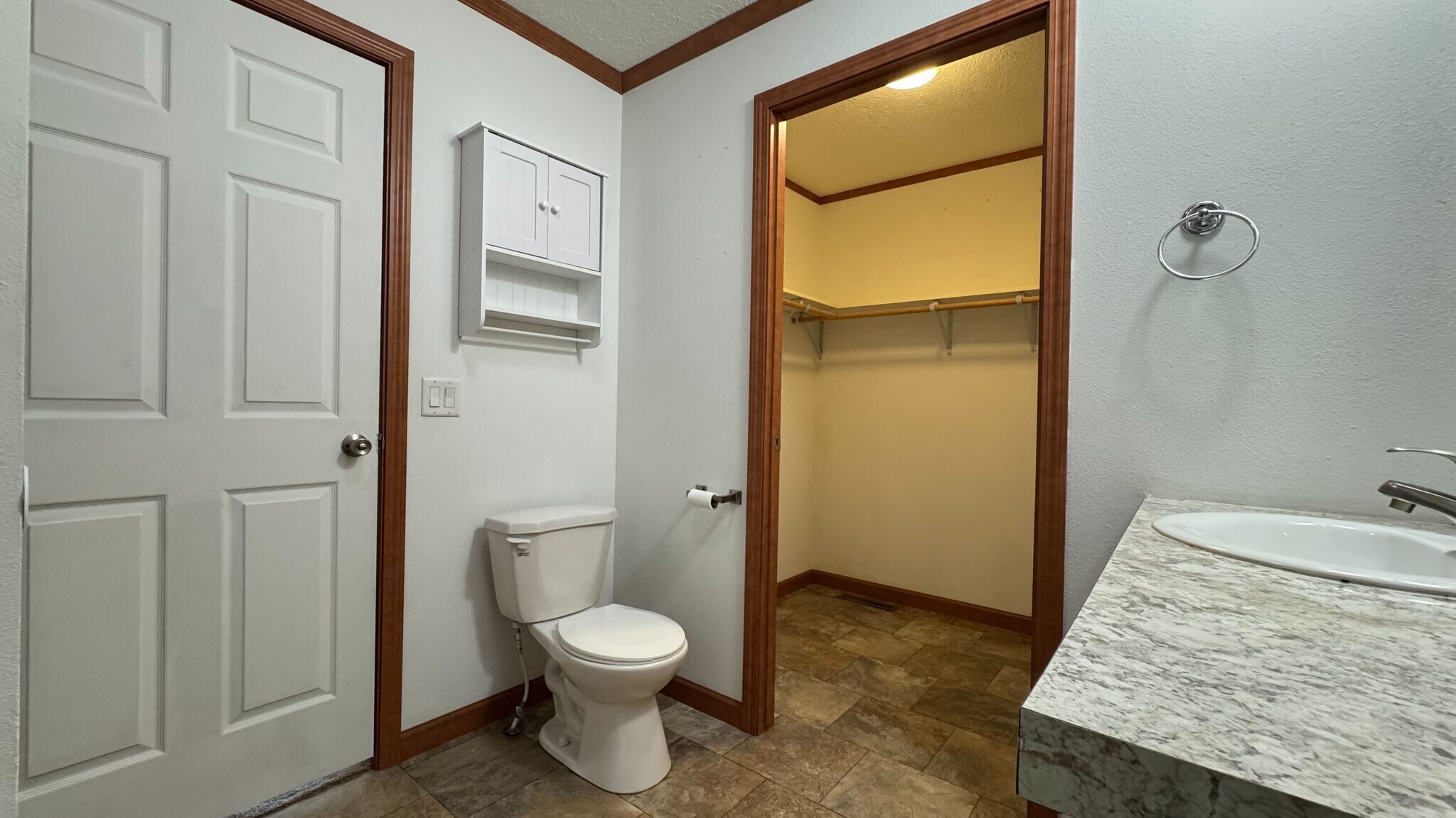 Building Photo - 2028 Mockingbird Pl NW