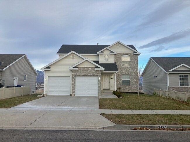 Building Photo - 2426 Orchard Way