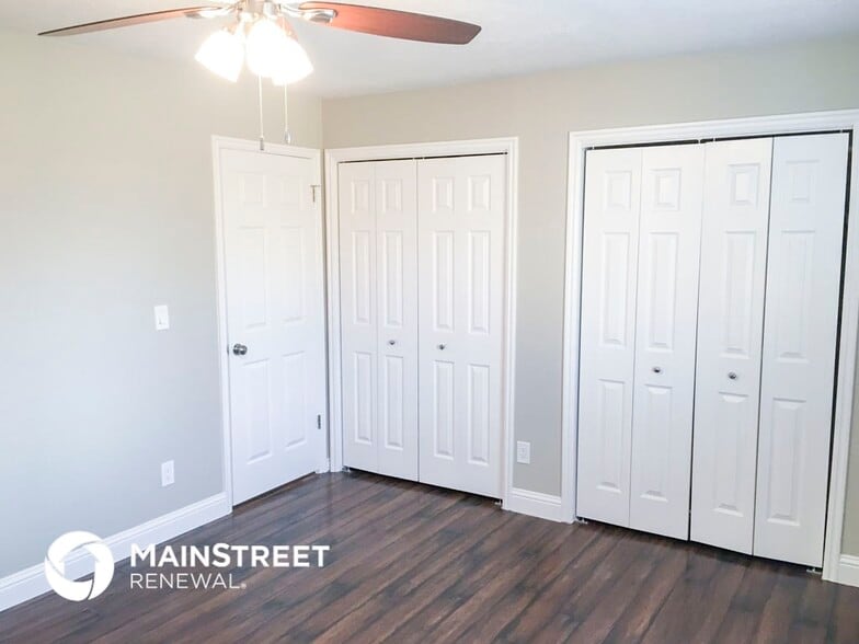 Building Photo - 938 S 200 E