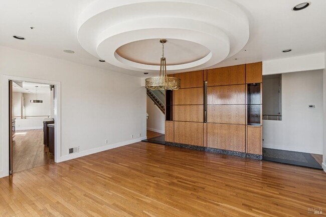 Building Photo - 95 Spring Ln