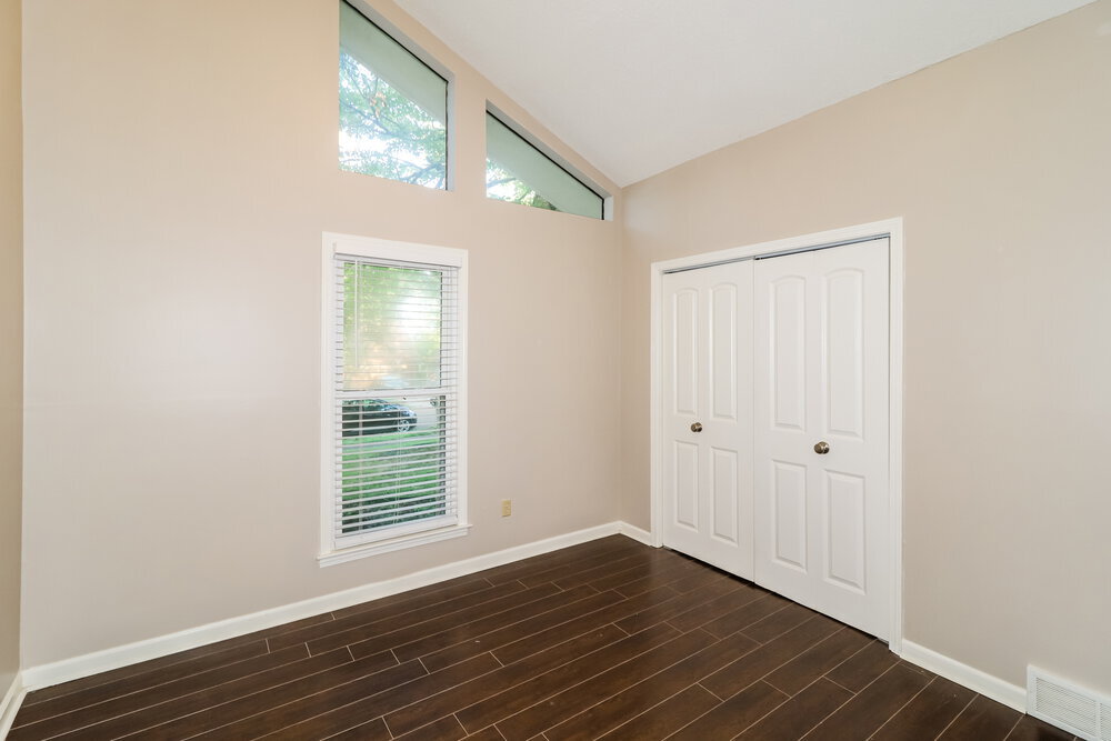Building Photo - 2209 Burlingate Dr
