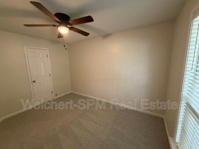Building Photo - 11245 Cashmere Wood Dr