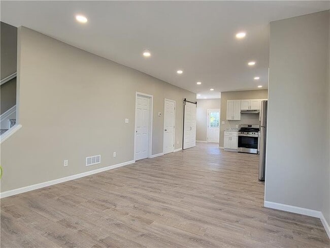 Building Photo - 1040 Wilson Pl