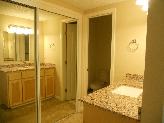 Building Photo - 5905 Hilllview Ave, San Jose, CA 95123