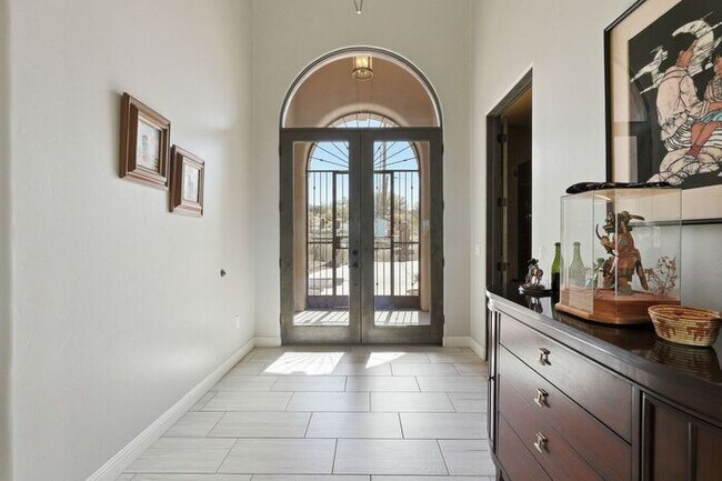 Building Photo - 5405 N Houghton Rd