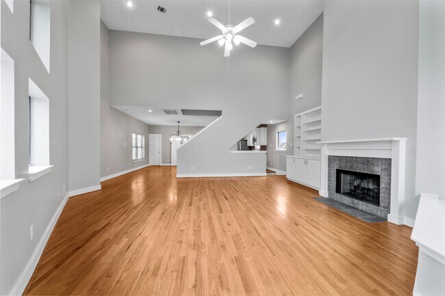 Building Photo - 9716 Linkmeadow Ln