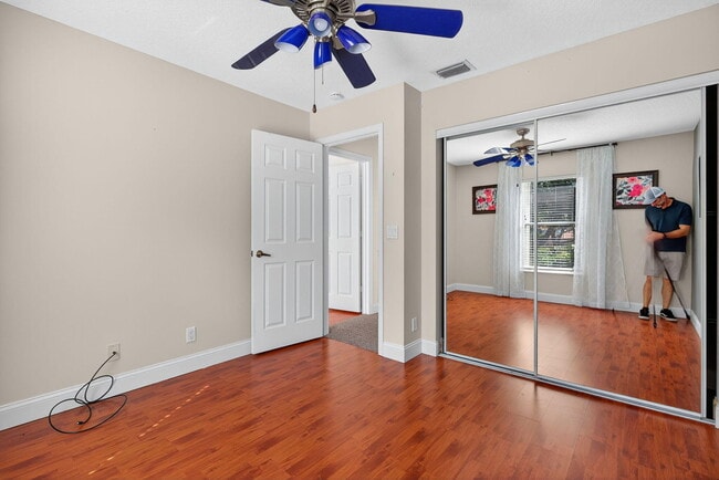 Building Photo - 7004 Galleon Cove Cir