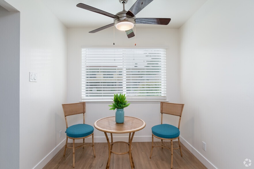 2BR, 2BA - 1150SF - Glenmills Apartments