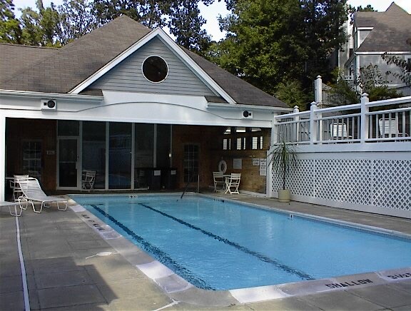 Building Photo - 1623 Old Pond Ln