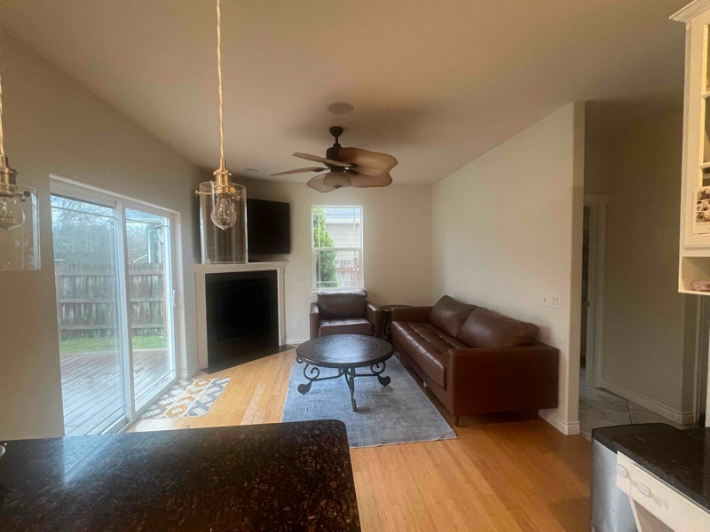 Building Photo - 1421 Settler Pl