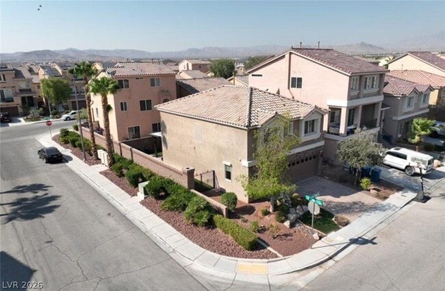 Building Photo - 5945 Lambert Bridge Ave