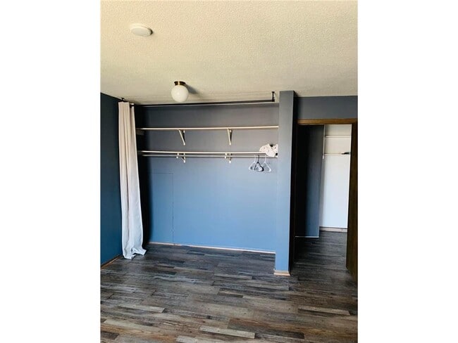 Building Photo - 932 Westbrooke Way