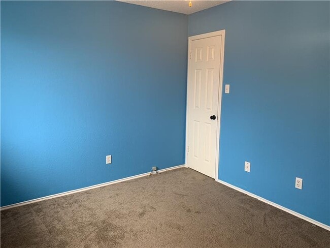 Building Photo - 2302 Tracey Ann Ln