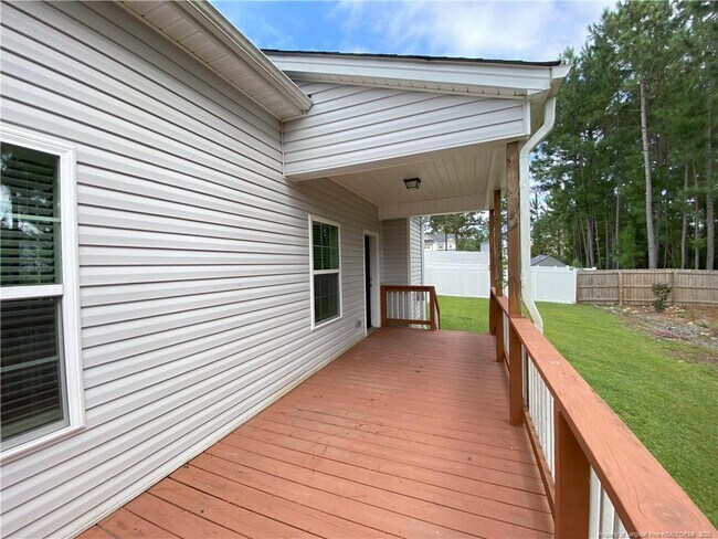 Building Photo - 43 Old Montague Way