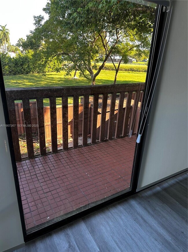 Building Photo - 6201 SW 116th Pl