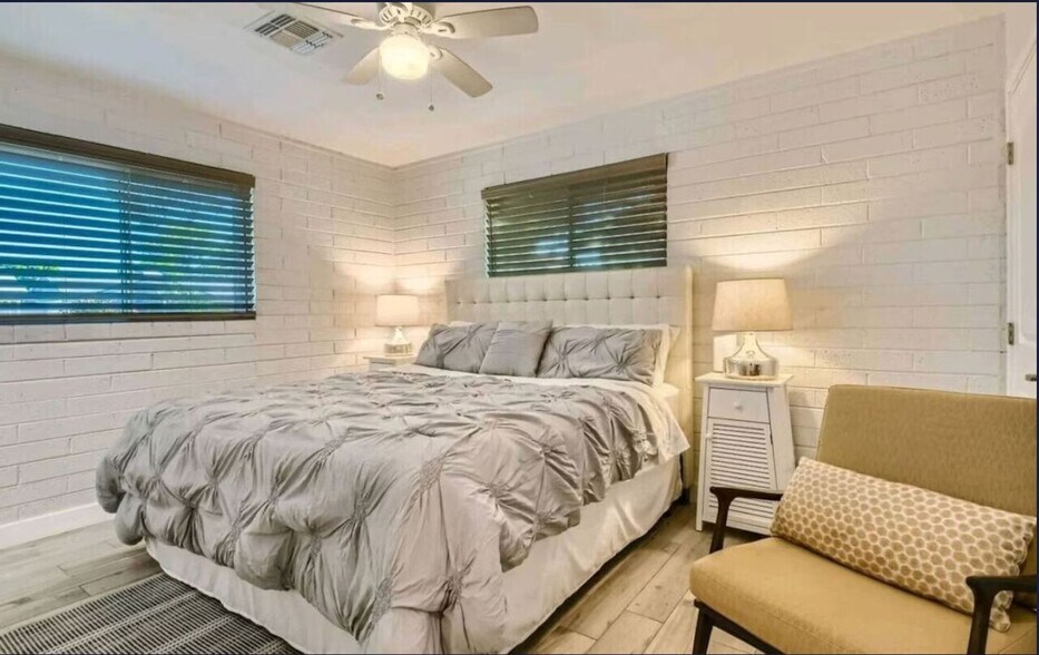 Building Photo - 7615 E 3rd St