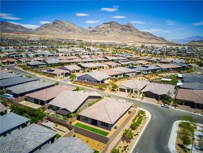 Building Photo - 11837 Grassy Pln Ave