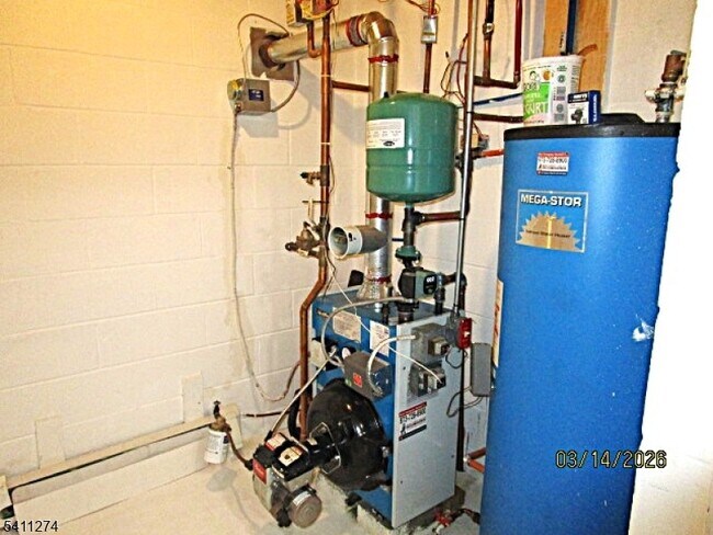 Building Photo - 306 Wagon Wheel Rd