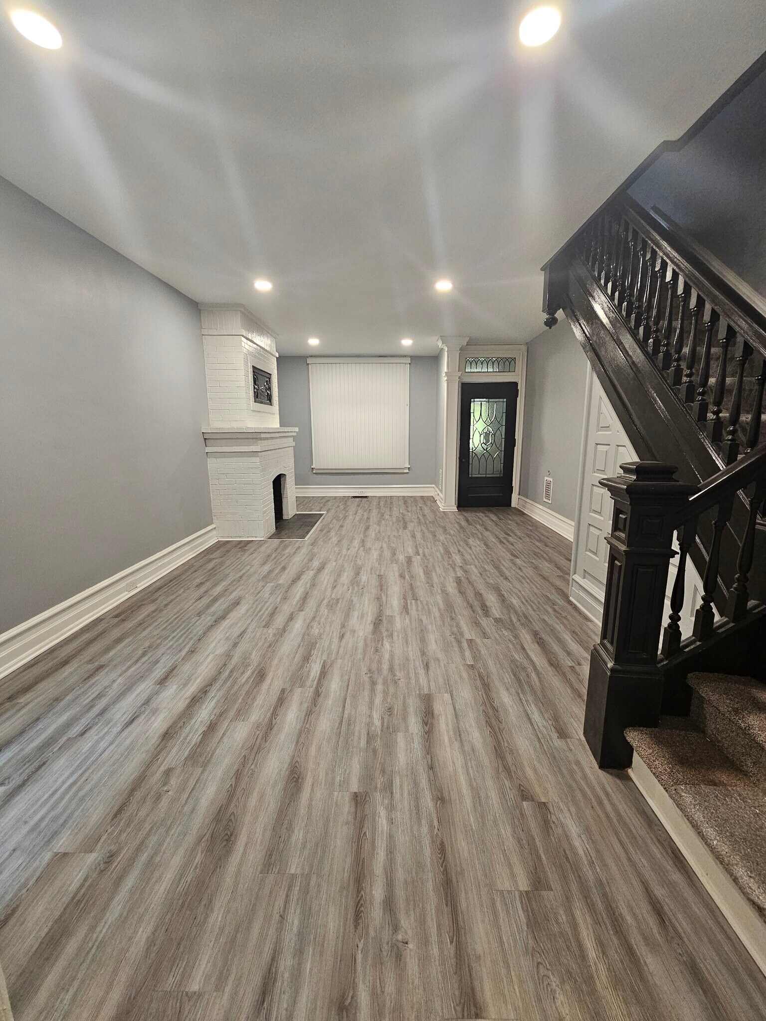 Building Photo - 1650 Mineral Spring Rd