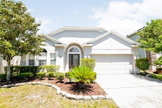 Building Photo - AMAZING 4 Bed 2 Bath Home For Rent in Sanf...