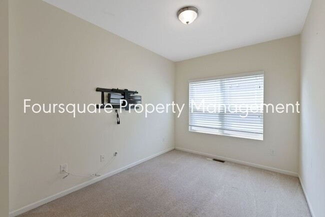 Building Photo - Single Family Home | 2nd Floor Bonus Room ...