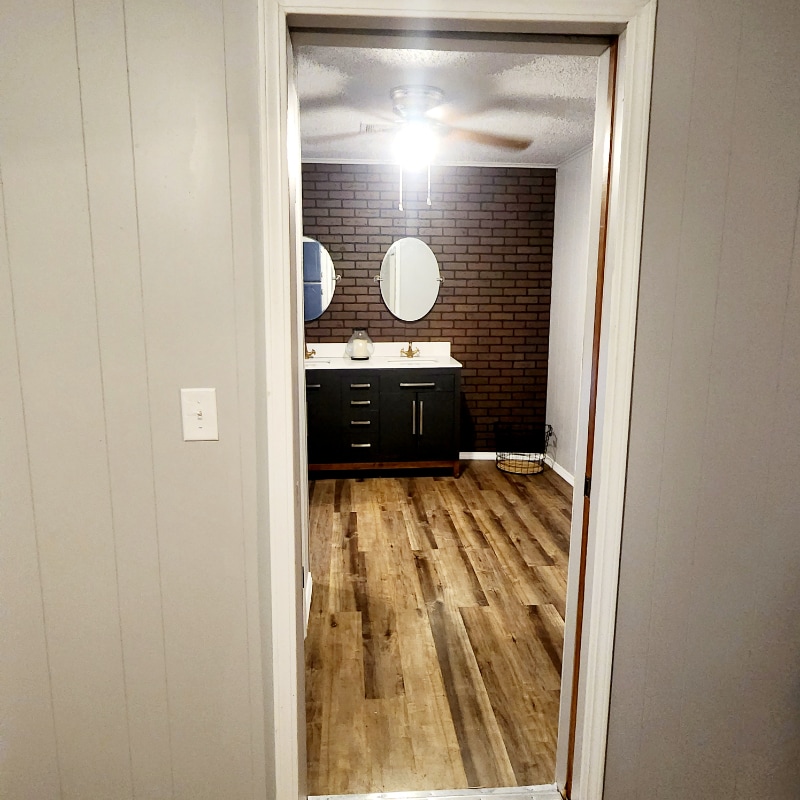 Building Photo - 415 S 5th St