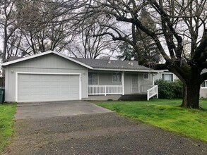 Building Photo - 7512 Wachtel Way