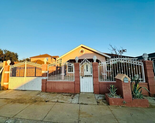 Building Photo - 3023 Potomac Loop