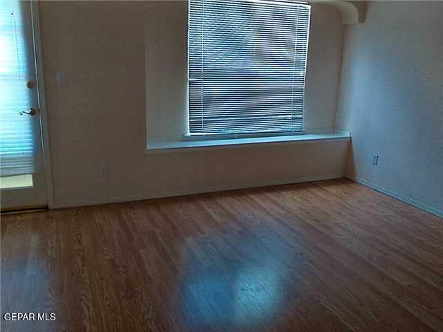 Building Photo - 6940 Crown Ridge Dr