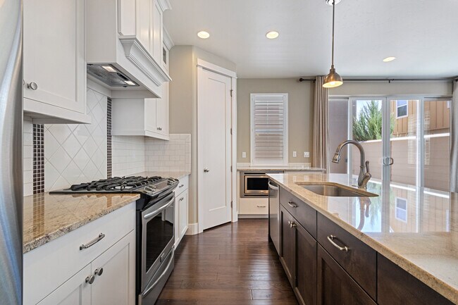 Building Photo - 3846 S Caddis Pl