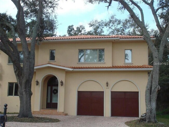 Building Photo - 1974 Freedom Dr