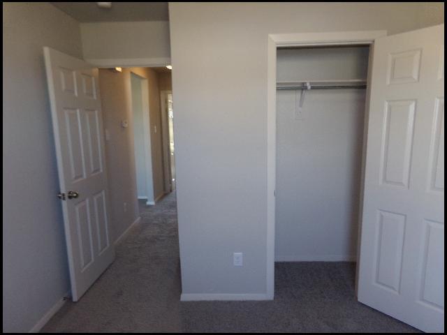 Building Photo - 1817 Tiger Lily Ln