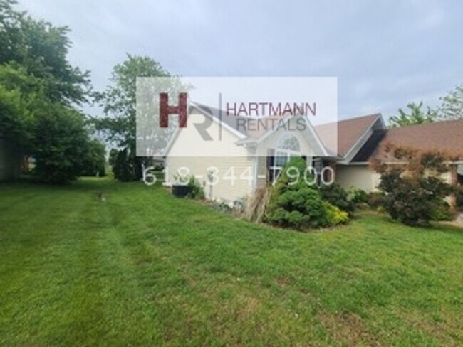 Building Photo - Three Bedroom Two Bath Ranch Home in Troy, IL!