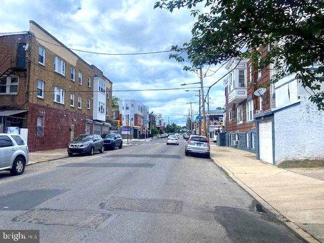 Building Photo - 1549 N 56th St