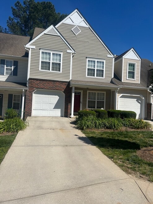 Building Photo - 8825 Scotch Heather Way
