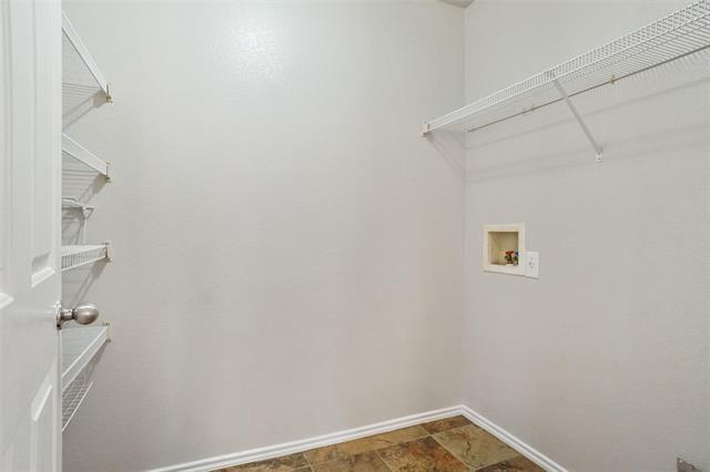 Building Photo - 813 Crystal Dr