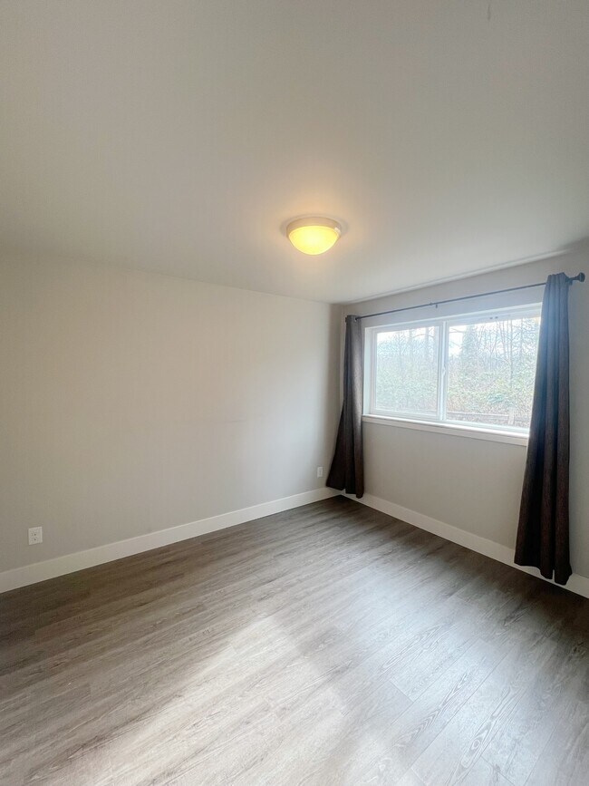 Building Photo - 18236 73rd Ave NE