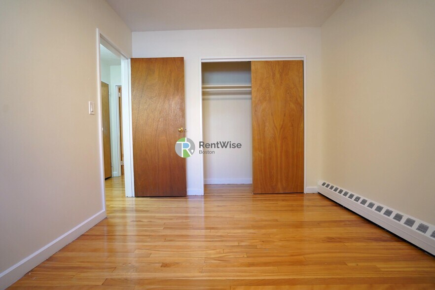 Building Photo - 59 Parkman St