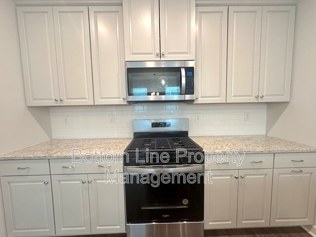 Building Photo - 3348 Finchborough Ct