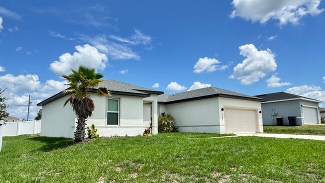 Building Photo - Beautiful 4 Br/2 Ba Home in Poinciana!!