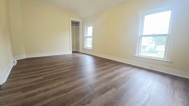 Building Photo - 1309 Jackson St