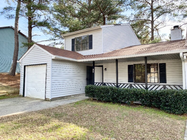 Building Photo - 709 Pine Tree Trail