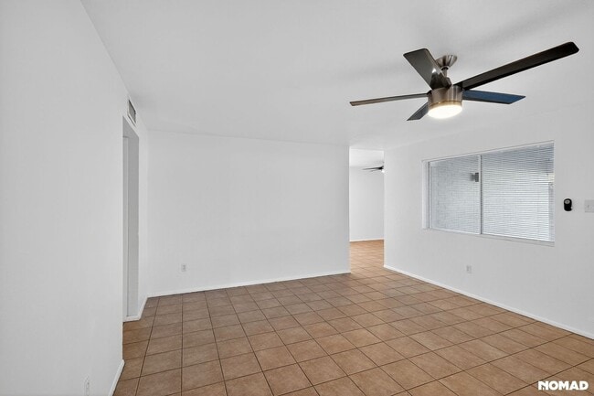 Building Photo - 3029 W Shaw Butte Dr