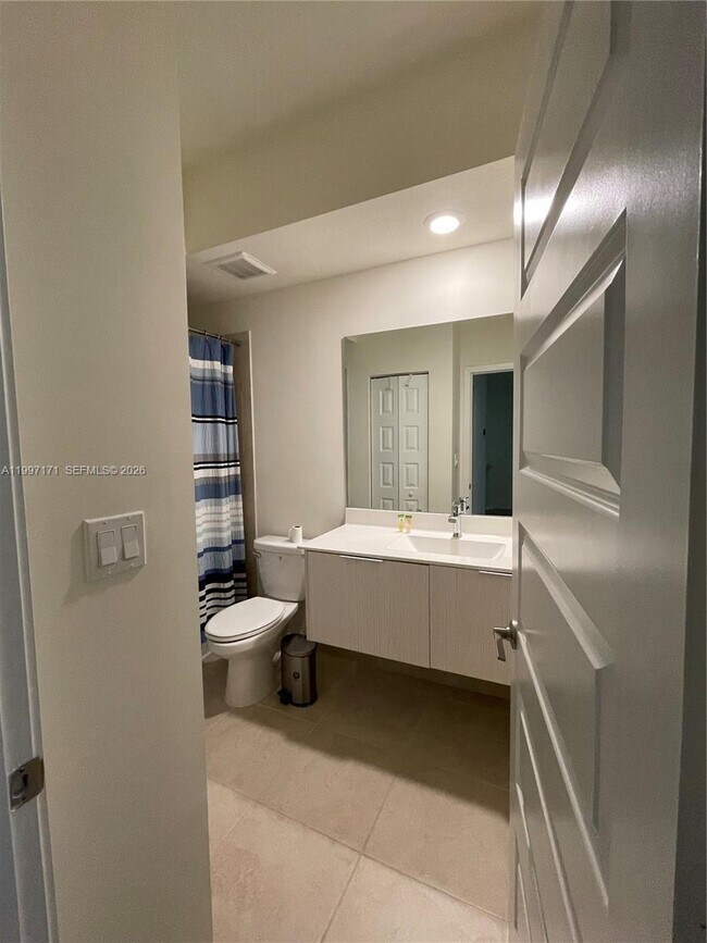 Building Photo - 10437 NW 82nd St