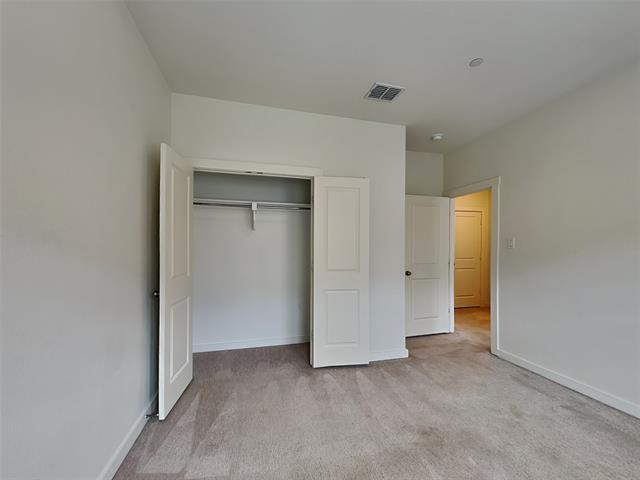 Building Photo - 2716 Majesty Dr