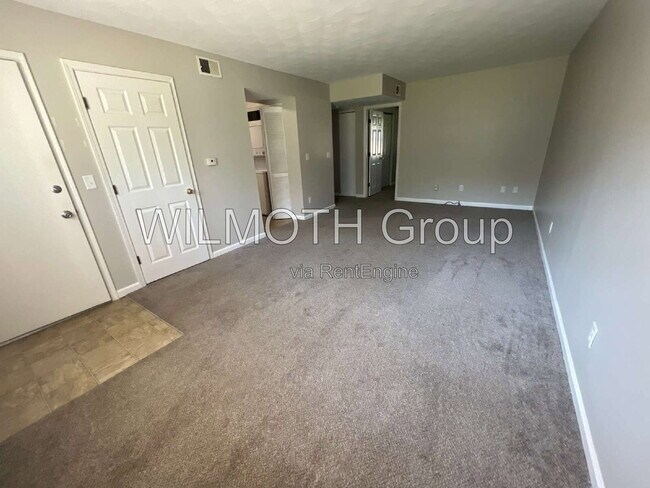 Building Photo - 1310 Millerwood Dr