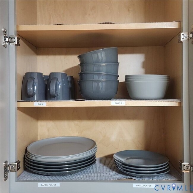 Building Photo - 9005 Pine Hill Rd