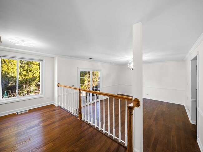 Building Photo - 97 E Harbor Dr